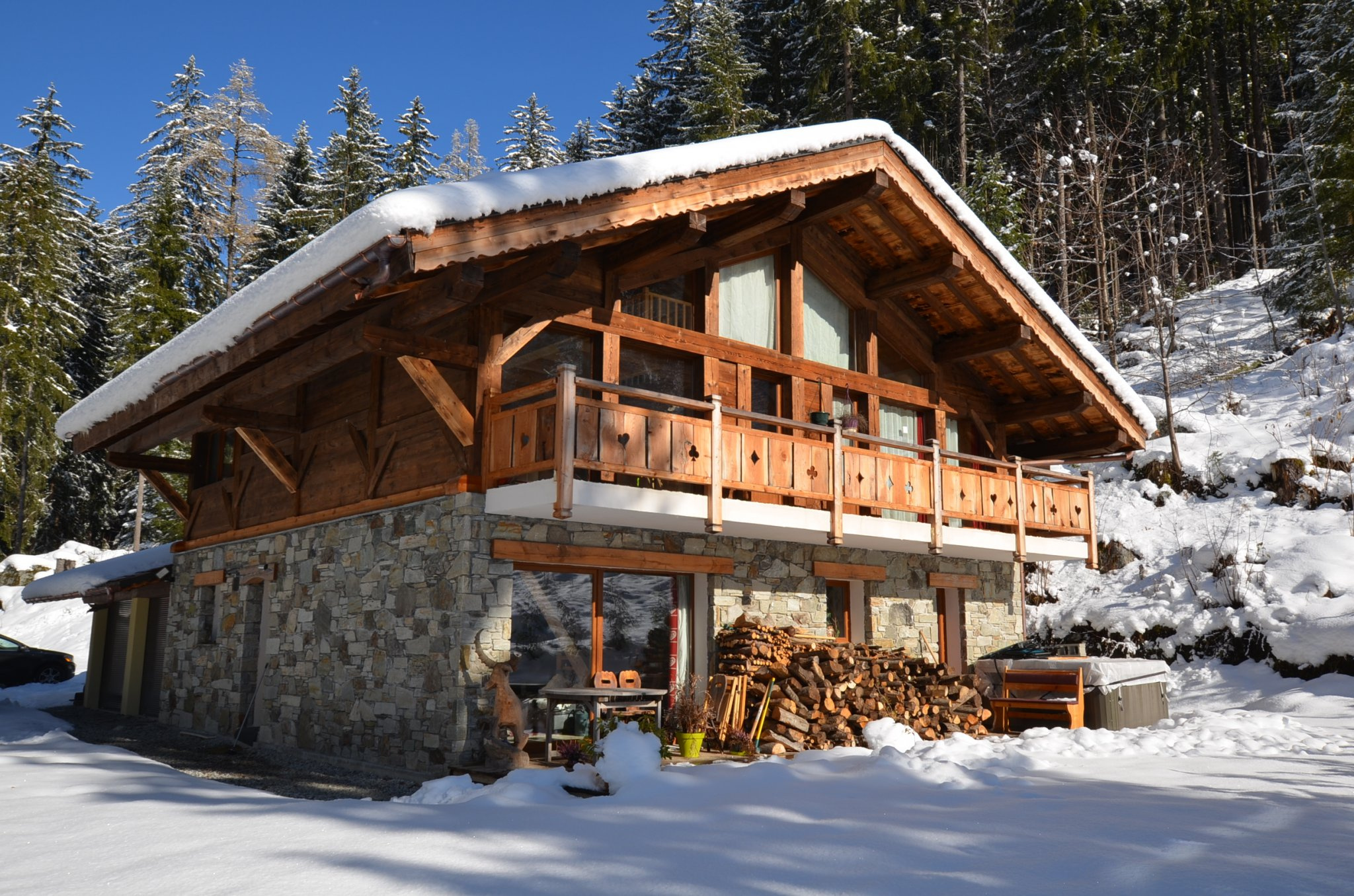 Vente Grand Chalet Récent Près De La Forêt à Chamonix-Mont-Blanc | Alps ...